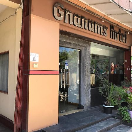 Gnaanams Hotel And Restaurant Jaffna Ngoại thất bức ảnh