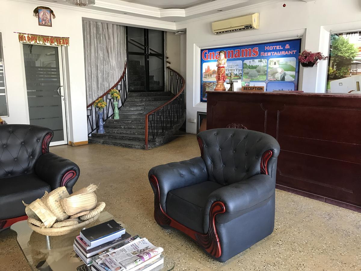 Gnaanams Hotel And Restaurant Jaffna Ngoại thất bức ảnh