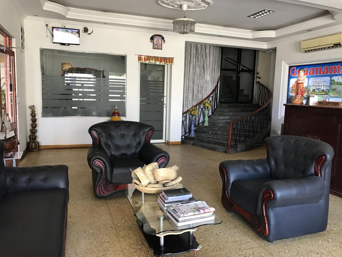 Gnaanams Hotel And Restaurant Jaffna Ngoại thất bức ảnh
